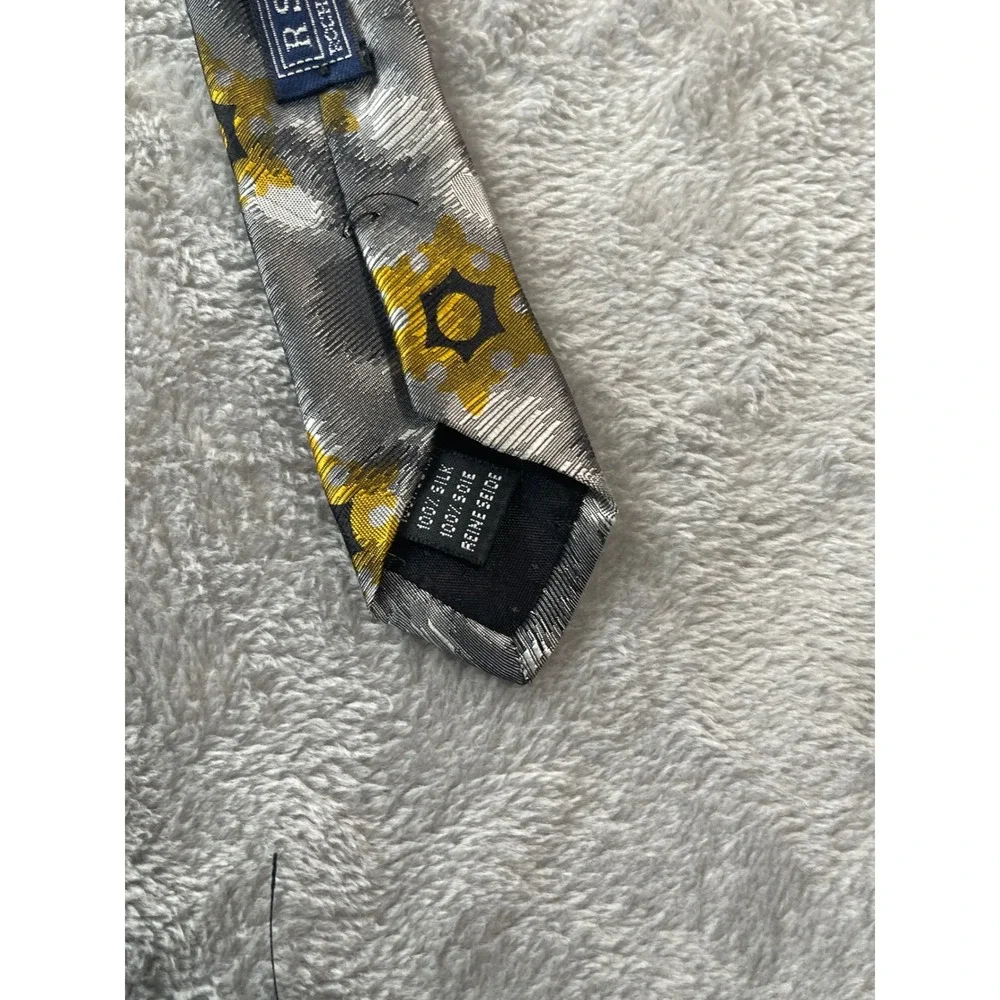 RSM Rochester Special Man‎ Tie, Gray Yellow Circle Floral, 100% Silk Necktie